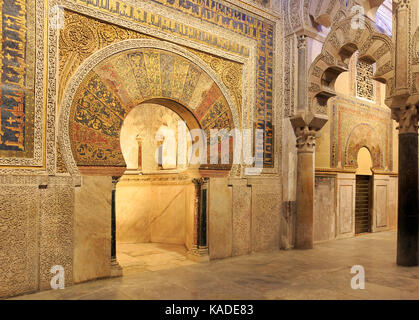 Cordoba, Spanien - 30. Juni 2017: Die Moschee - die Kathedrale von Cordoba ist das wichtigste Denkmal der Alle westlichen islamischen Welt. maurische Tore. Stockfoto