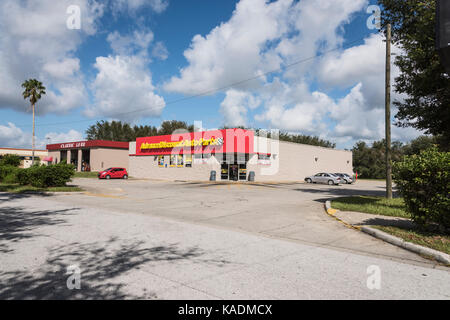 Advance Auto Parts in Mount Dora, Florida Stockfoto
