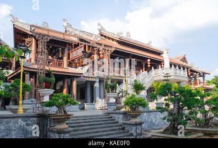 TU Sac Khai Doan Pagode Daklak, Vietnam Stockfoto