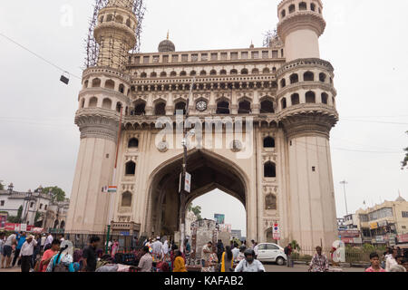 Hyderabad, Indien - 25. September 2017. Ein Blick auf historische Charminar in Hyderabad, Indien. Stockfoto