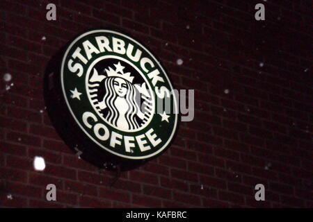 Starbucks im Winter Stockfoto