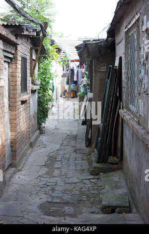 Hutong Gasse an beilouguxiang in Peking Stockfoto