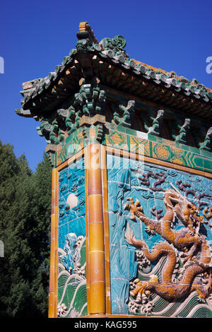 Die traufen von neun - dragon Mauer Beihai Park in Peking Stockfoto