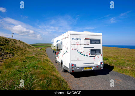 Camper auf den wilden Atlantik, Irland Stockfoto