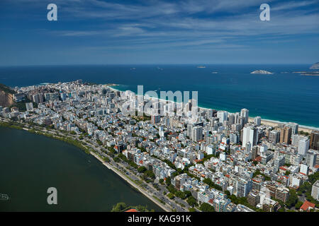 Rodrigo de Freitas Lagune und Ipanema, Rio de Janeiro, Brasilien, Südamerika - Antenne Stockfoto