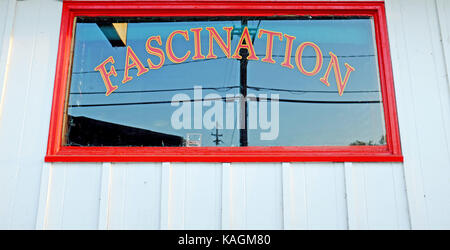 Faszination, ein Spiel des Zufalls, dass historisch Teil der Unterhaltung Promenaden, ist immer noch in Betrieb - Geneva-On The-Lake in Ohio, USA. Stockfoto