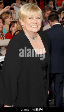 Foto muss gutgeschrieben werden ©Alpha Press 069128 03/05/2008 Liz Dawn British Soap Awards BBC TV Center London Stockfoto