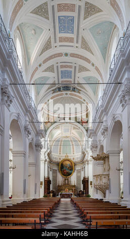 Hauptschiff, die Kathedrale San Giovanni Evangelista, Barock, Modica, Monti Iblei, Val di Noto, die zum UNESCO-Weltkulturerbe Stockfoto