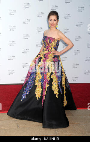 Jean Shafioff besucht die Metropolitan Opera Opening Night 2017 im Metropolitan Opera House am 25. September 2017 in New York City. Stockfoto