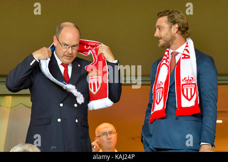 Monaco, Frankreich. 26 Sep, 2017. S A S Le Prince Albert II de Monaco - Pierre Casiraghi während der Champions League Spiel zwischen dem AS Monaco und dem FC Porto im Stade Louis II in Monaco, 26. September 2017 Quelle: Norbert Scanella/Alamy leben Nachrichten Stockfoto