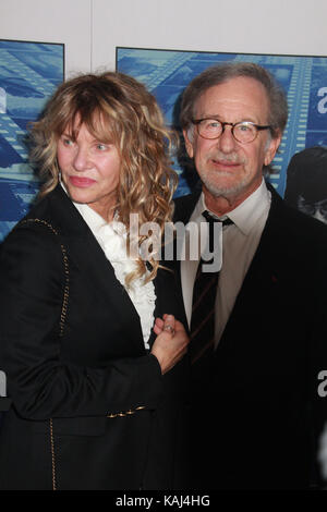 Los Angeles, USA. 26 Sep, 2017. Kate Capshaw, Steven Spielberg 09/26/2017 Los Angeles Premiere von hbo's Dokumentarfilm pielberg' bei Paramount Studios in Hollywood, ca Credit: Cronos/alamy leben Nachrichten Stockfoto