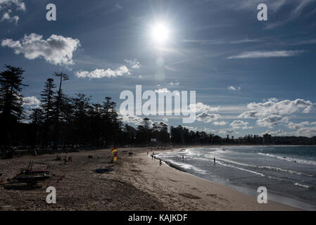 Manly Beach in Manly, einem Vorort am Strand im Norden von Sydney in New South Wales, Australien. Stockfoto