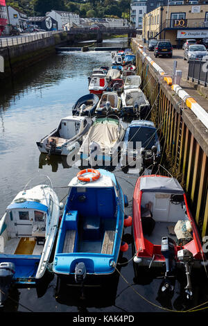 Kleine Boote im Hafen Douglas, Isle of Man Stockfoto