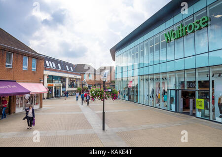 Geschäfte in der King Edward Court Einkaufszentrum in Windsor, Berkshire, Großbritannien. Stockfoto