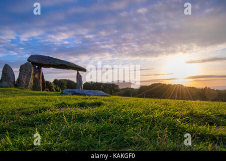 Pentre Ifan Grabkammer im Norden Pembrokeshire. Stockfoto