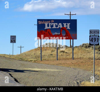 Willkommen in Utah Zeichen auf dem Highway 491. Stockfoto