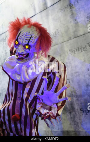 Geist Halloween ist eine Spezialität der Pop-Up-Store auf der Fifth Avenue, New York, USA Stockfoto