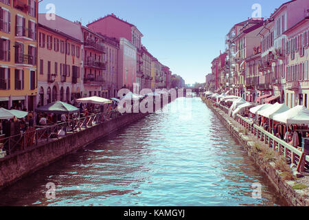 Der Navigli river & Markt, Mailand, Italien Stockfoto