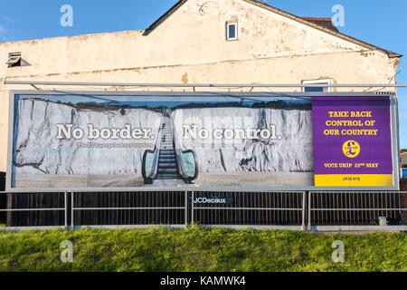 UKIP politischen Plakat für lokalen britischen Wahlen, Mai 2014. Reading, Berkshire, England, GB, UK. Stockfoto