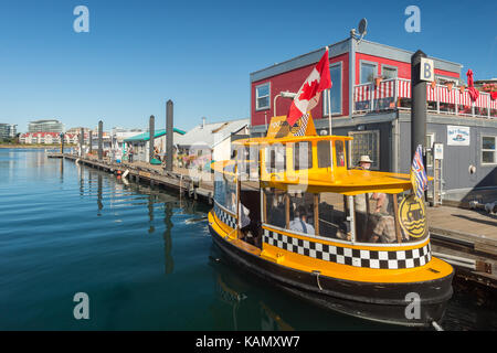 Victoria, BC, Kanada - 11 September 2017: Wasser Taxi am Fisherman's Wharf Stockfoto