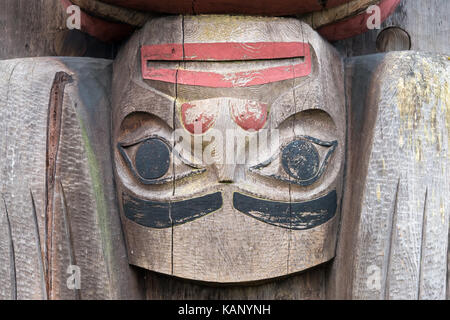 Victoria, BC, Kanada - 11 September 2017: Detail einer Totem Pole um Mungo Martin House in Thunderbird Park entfernt Stockfoto