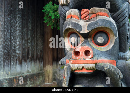 Victoria, BC, Kanada - 11 September 2017: Detail einer Totem Pole um Mungo Martin House in Thunderbird Park entfernt Stockfoto