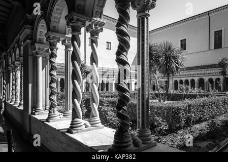 Kreuzgang der Päpstlichen Basilika St. Paul vor den Mauern Stockfoto