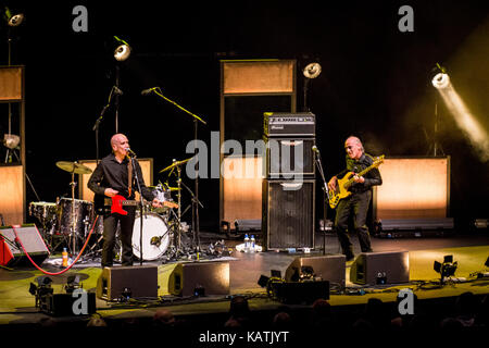 London, Großbritannien. 26 Sep, 2017. Die Wilko Johnson Band in der Royal Albert Hall im letzten UK Show von seinem 70. Jahr Tour. Credit: Laurence Harvey/Alamy leben Nachrichten Stockfoto