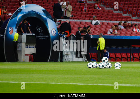 Madrid, Spanien. 27 Sep, 2017. Vor dem Spiel warm-up UCL Champions League zwischen Atletico de Madrid gegen FC Chelsea am Wanda Metropolitano Stadion in Madrid, Spanien, 27. September 2017. Credit: Gtres Información más Comuniación auf Linie, S.L./Alamy leben Nachrichten Stockfoto