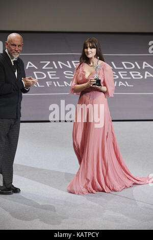 San Sebastian, Baskenland, Spanien. 27 Sep, 2017. Monica Bellucci erhält Donostia Award während 65th San Sebastian Film Festival am 27. September 2017 in San Sebastian, Spanien. Credit: Jack Abuin/ZUMA Draht/Alamy leben Nachrichten Stockfoto