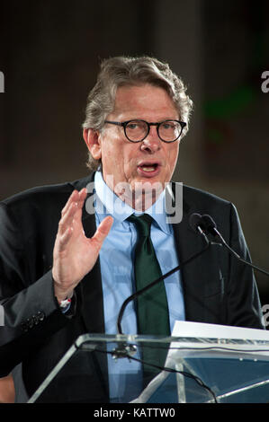 Los Angeles, USA. 27 Sep, 2017. Kerry Brougher, Direktor des Museums, bei der Pressekonferenz an der Akademie Museum von Motion Pictures in Los Angeles und für die Fertigstellung in 2019 Credit geplant: Robert Landau/Alamy leben Nachrichten Stockfoto