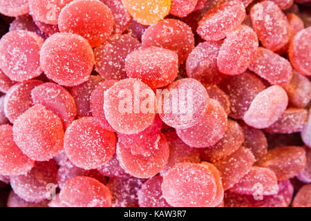 Calimocho rote Gelee Bonbons. Blick von oben auf die colofur Bonbons Stockfoto