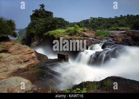 Leistungsstarke Wasserfall an der Spitze der Murchison Falls in den Murchison Falls National Park, Uganda Stockfoto