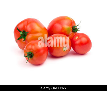 Tomatoe (s) auf weißem Hintergrund. Beschneidungspfade in Jpeg enthalten. Stockfoto