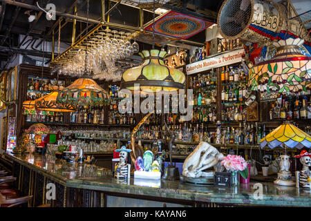 Miami, Florida. Bar in der Cubaocho Museum, Little Havana. Stockfoto