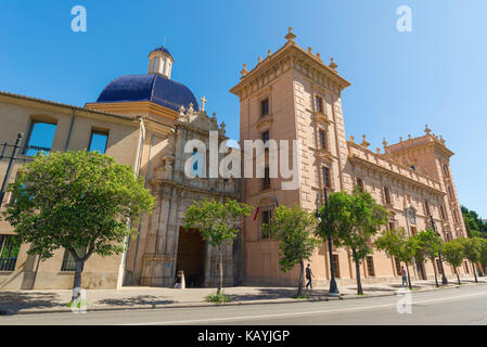 Valencia Kunstmuseum Spanien, Blick auf den Haupteingang des Museo de Bellas Artes Kunstmuseum in Valencia, Spanien. Stockfoto