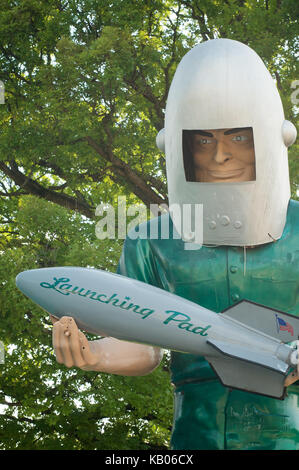 Das Gemini Giant Schalldämpfer Mann Statue auf der Route 66 bei Wilmington, Delaware, USA Stockfoto