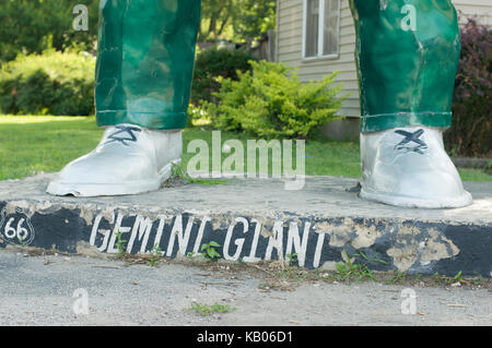 Das Gemini Giant Schalldämpfer Mann Statue auf der Route 66 bei Wilmington, Delaware, USA Stockfoto