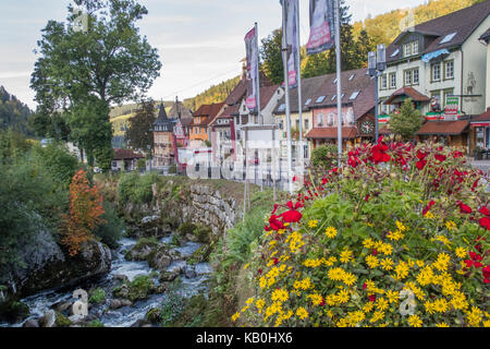 Triberg Deutschland deutsche Stadt, die berühmt für Coo coo Uhren Stockfoto