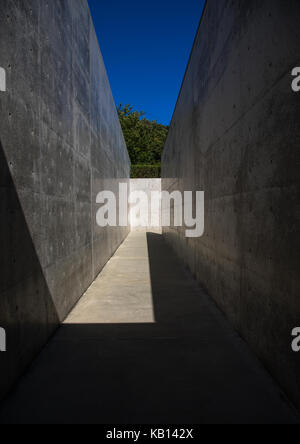 Lee Ufan Museum, entworfen von Tadao Ando, Seto Binnenmeer, Naoshima, Japan Stockfoto