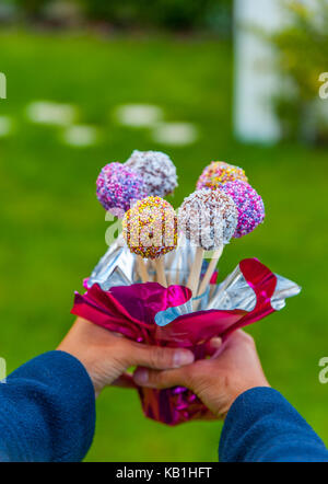 Hausgemachte, bunte popcake Stockfoto