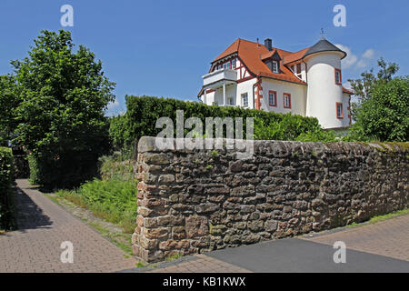 Deutschland, Hessen, Bad Soden-Salmünster, Ortsteil Salmünster, Altstadt, Huttenhof, das älteste Wohngebäude der Hutten, wird 14 errichtet. Cent., Erholung in 1995-2005, seit 1894 in Privateigentum, Stockfoto