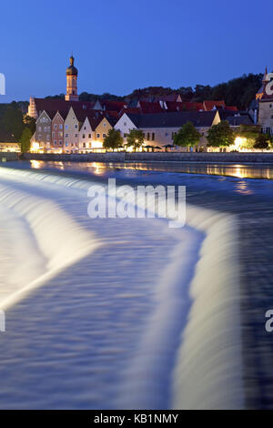 Blick über Lech auf die Altstadt von Landsberg am Lech, Oberbayern, Bayern, Deutschland, Stockfoto