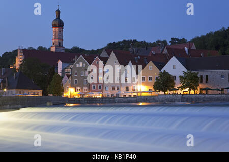 Blick über Lech auf die Altstadt von Landsberg am Lech, Oberbayern, Bayern, Deutschland, Stockfoto