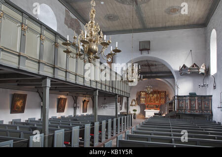 Blick auf den Altar in der Kirche St. Severin, Keitum, Insel Sylt, Schleswig - Holstein, Deutschland, Stockfoto