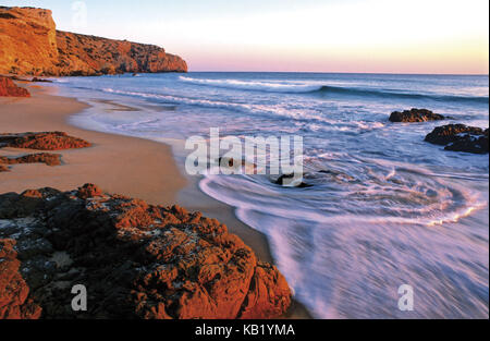 Portugal, Algarve, abendliche Stimmung auf der Natur Strand Praia do zavial im Naturschutzgebiet Costa Vicentina, Stockfoto