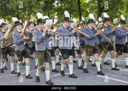 Deutschland, Bayern, München, Oktoberfest, traditionellen Umzug, Kapelle, Stockfoto