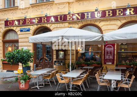 Cafe Frauenhuber: Das älteste Kaffeehaus in Wien Stockfoto