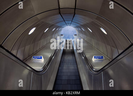 Von einem der Londoner U-Bahn erschossen Stockfoto