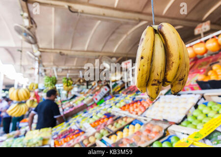 Vae, Dubai, Deira, Dubai produzieren Markt, Anbauteile innen Stockfoto